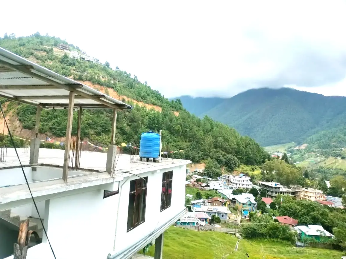 Spectacular rooftop valley view